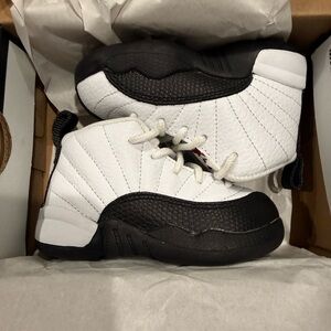 Jordan 12 - Taxis